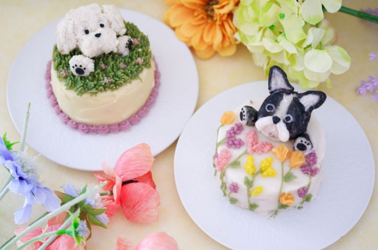芝生とお花畑ケーキ